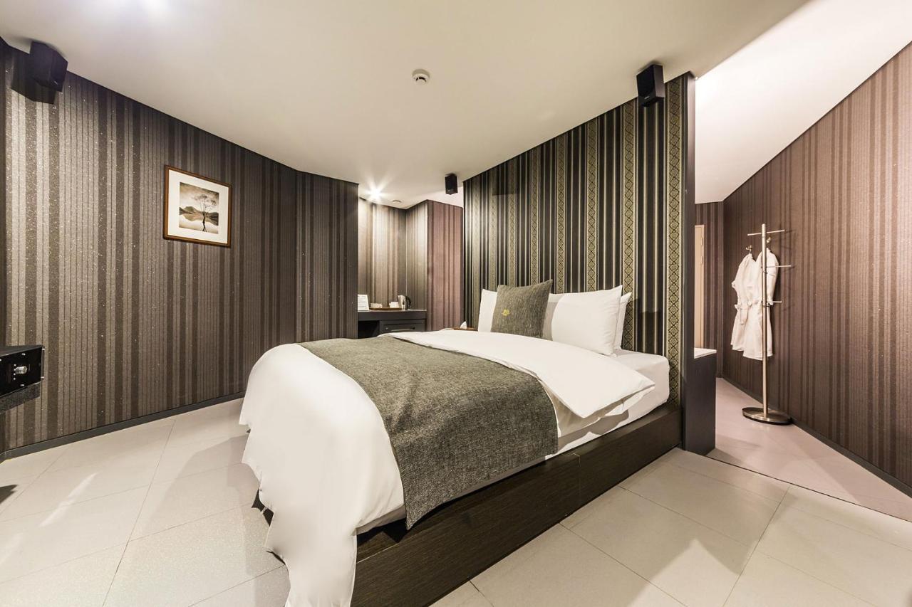 Jbis Hotel Uijeongbu Екстериор снимка