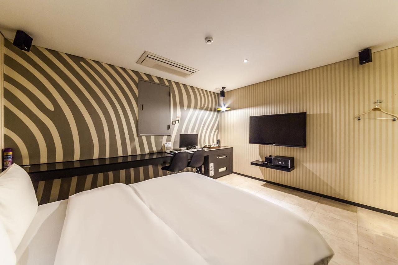Jbis Hotel Uijeongbu Екстериор снимка