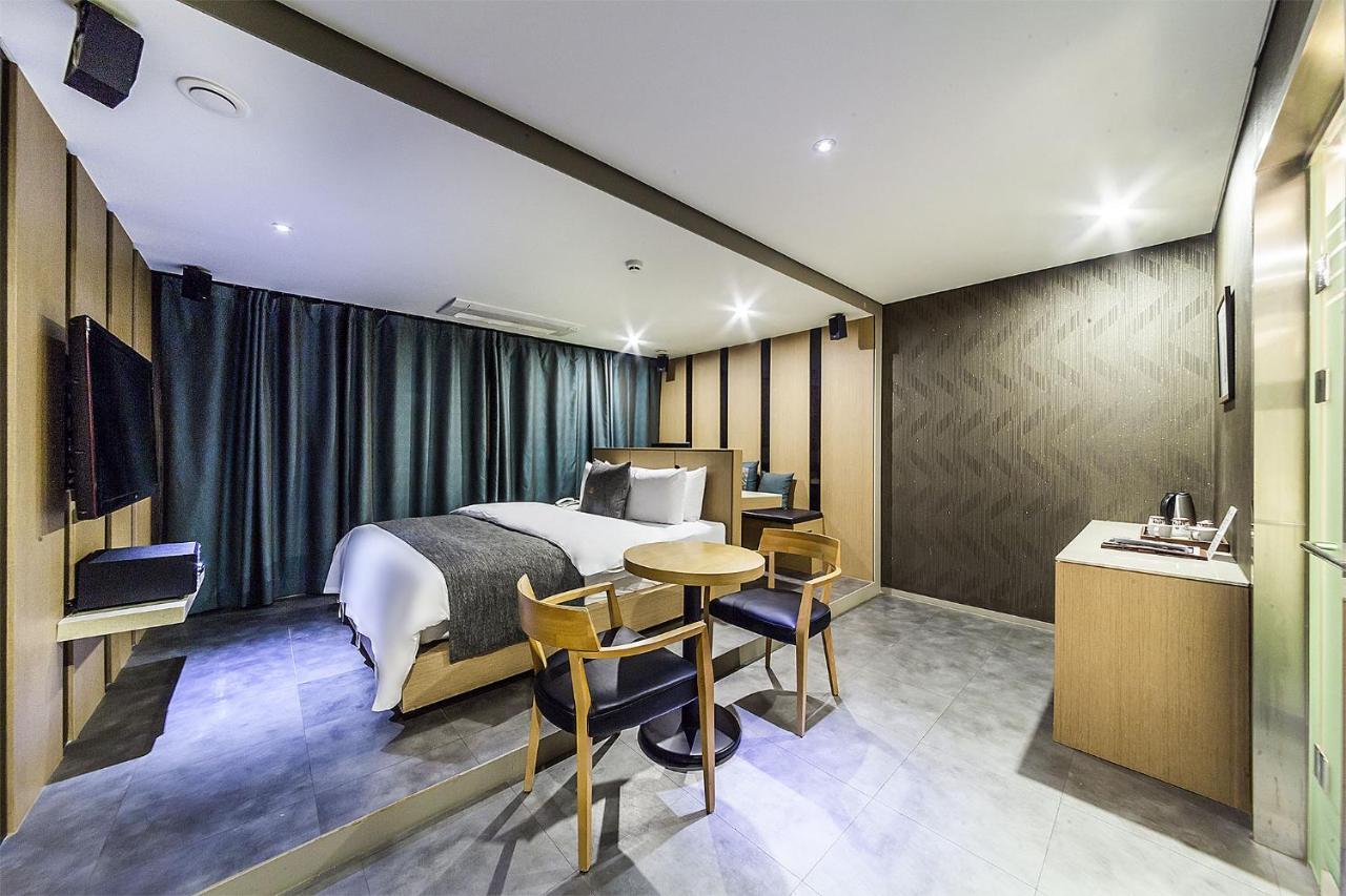 Jbis Hotel Uijeongbu Екстериор снимка