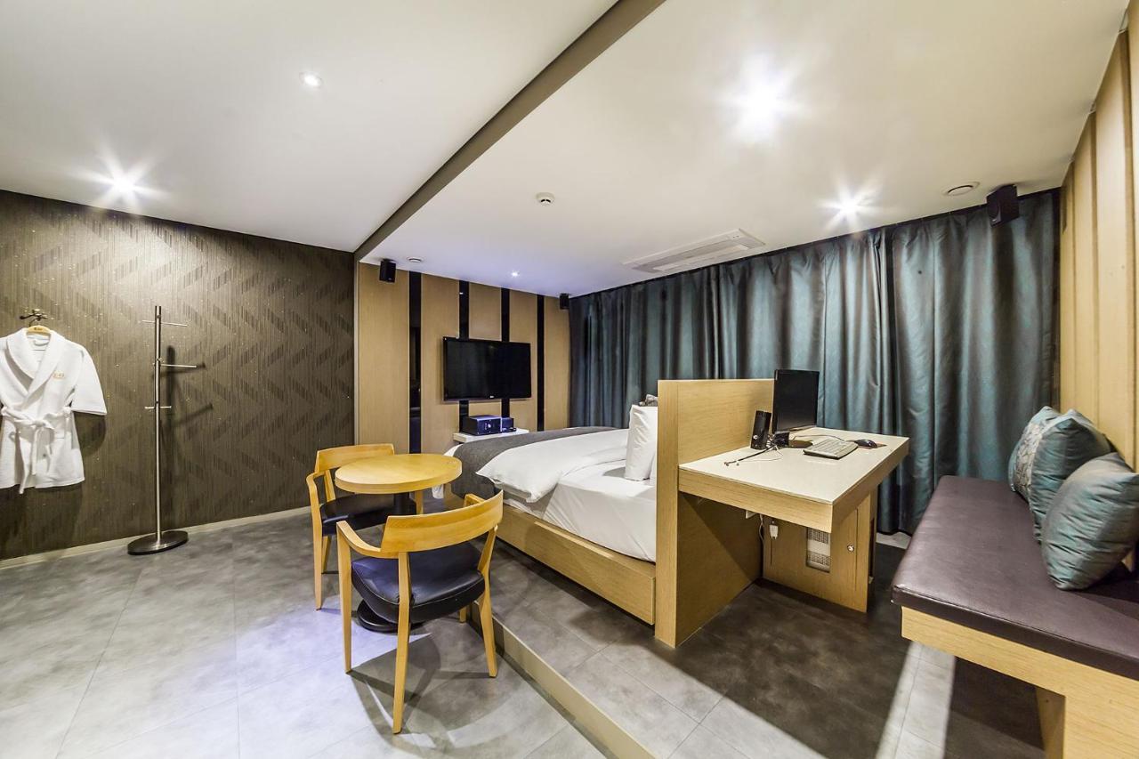 Jbis Hotel Uijeongbu Екстериор снимка